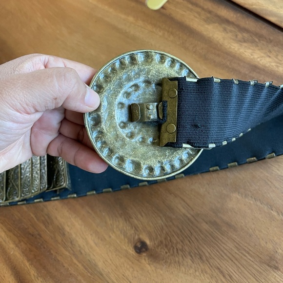 Vintage Oversized Buckle Boho Western Elastic Waist Belt - Picture 3 of 5